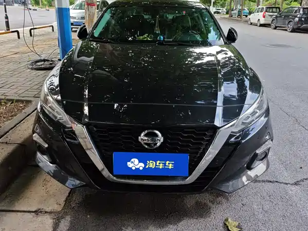 Nissan Teana 2021