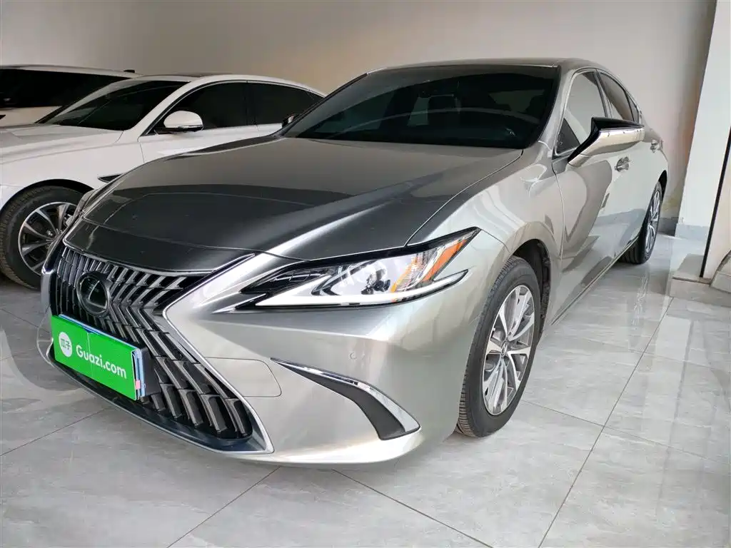 Lexus ES 2022 — фото 2