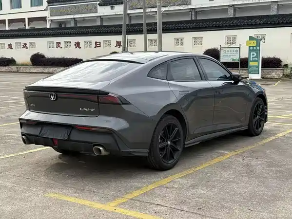 Changan UNI-V 2023