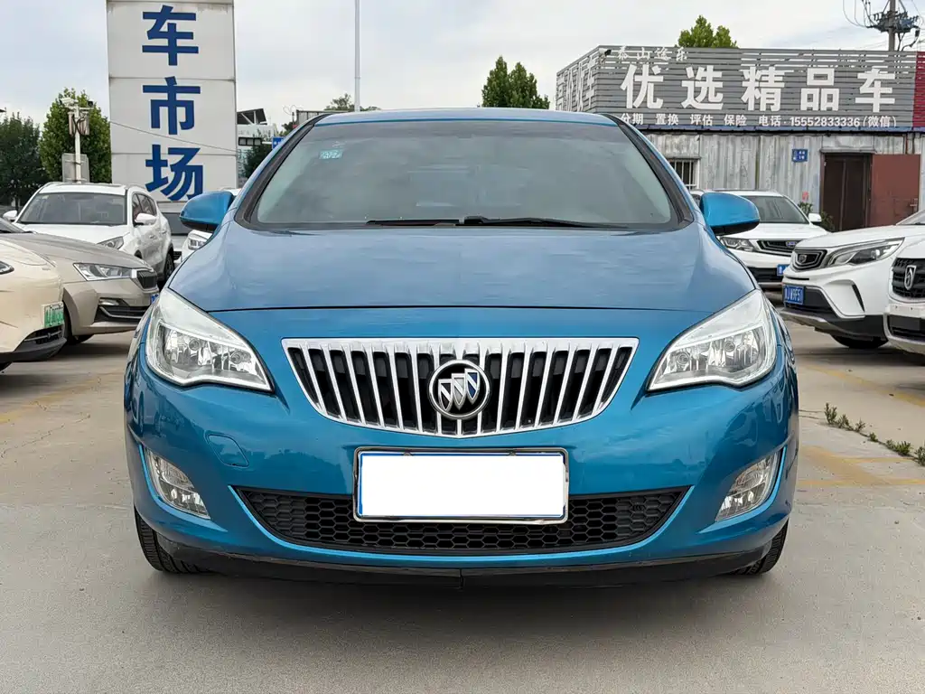 Buick Excelle 2013