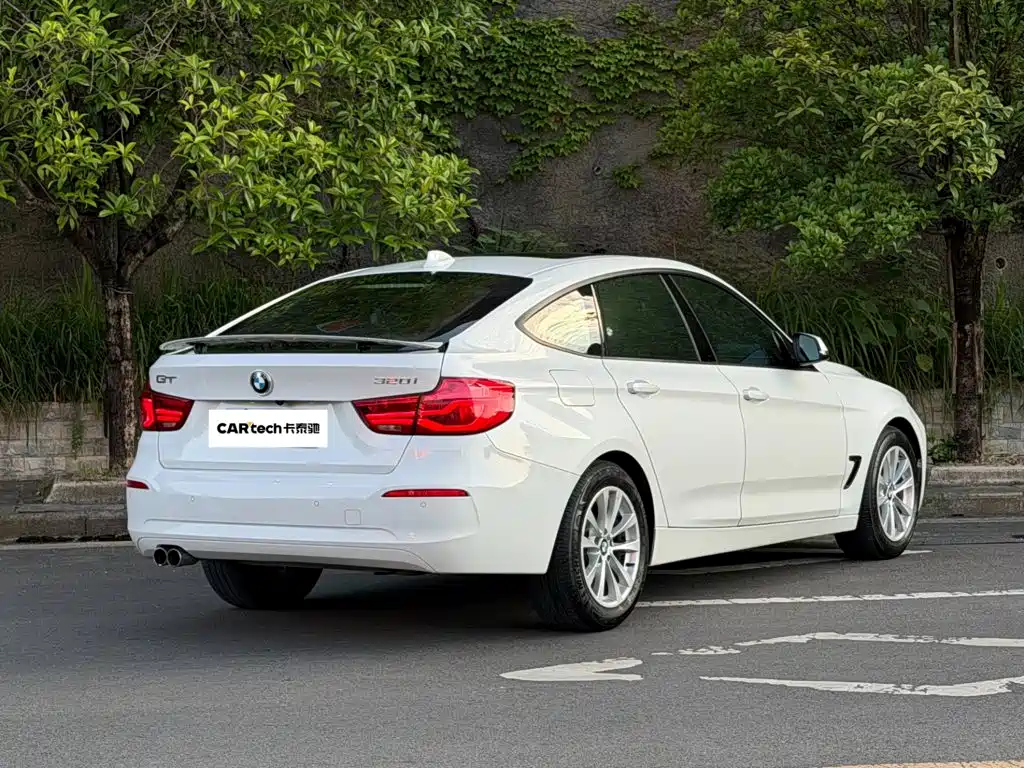 BMW 3 Series GT 2017 — фото 10