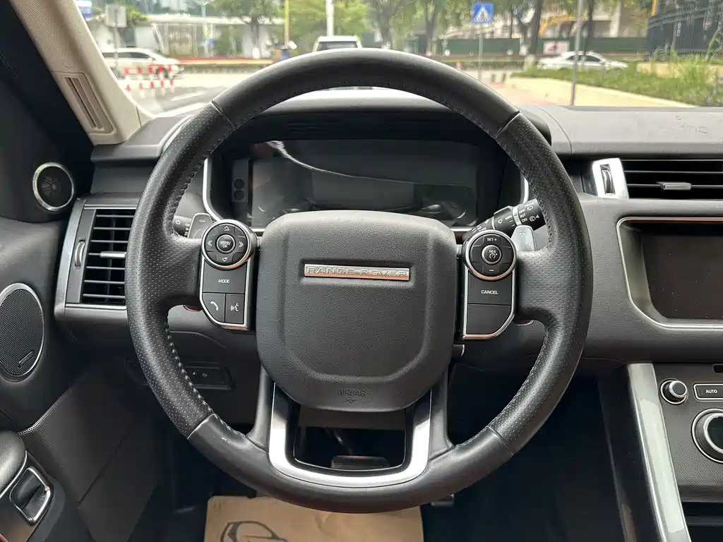 Land Rover Sport 2017 — фото 13