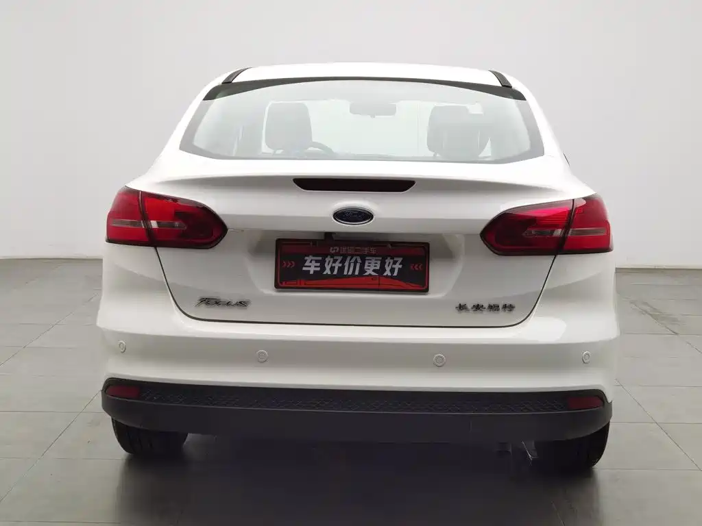 Ford Focus 2016 — фото 4