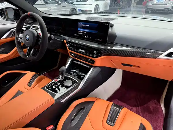 BMW M4 2025