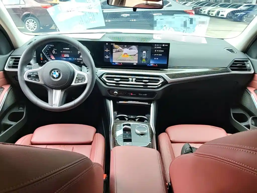 BMW 3 Series 2023 — фото 10