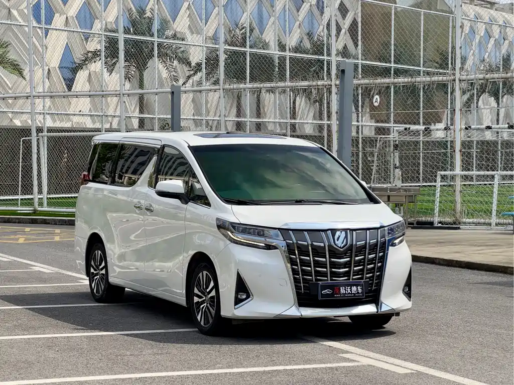 Toyota Alphard 2019 — фото 3