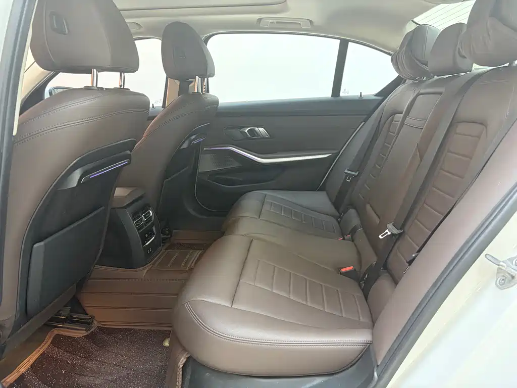 BMW 3 Series 2020 — фото 13