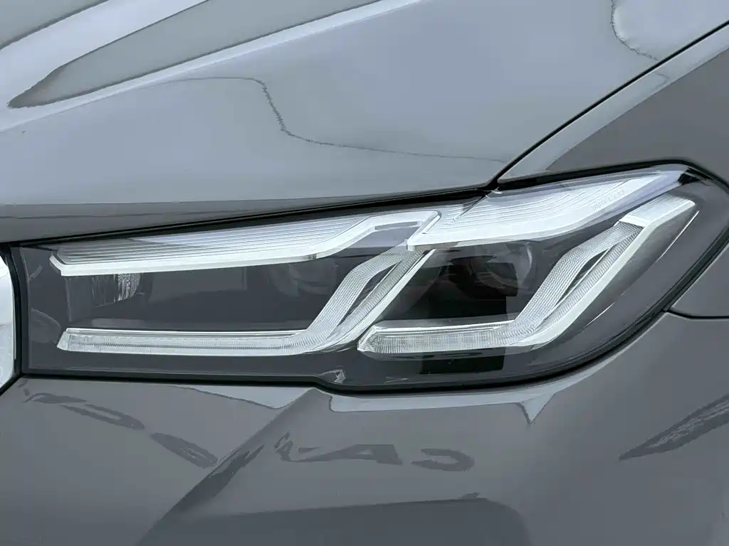 BMW 5 Series 2022