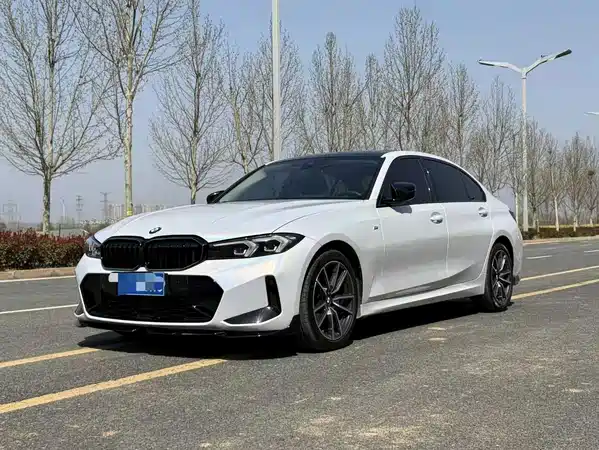 BMW 3 Series 2025