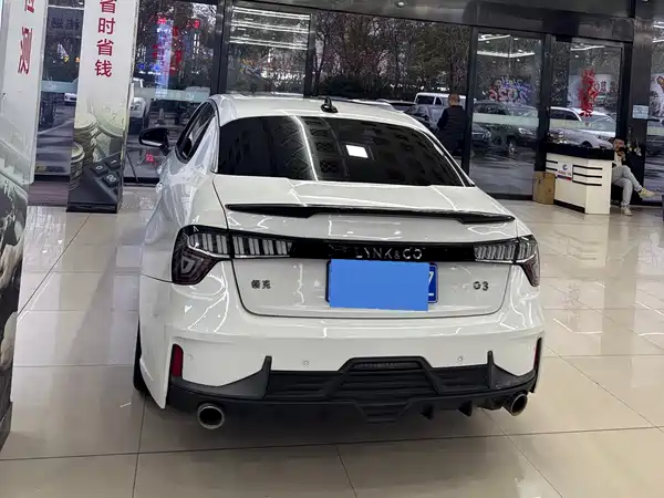 Lynk & Co 03 2019