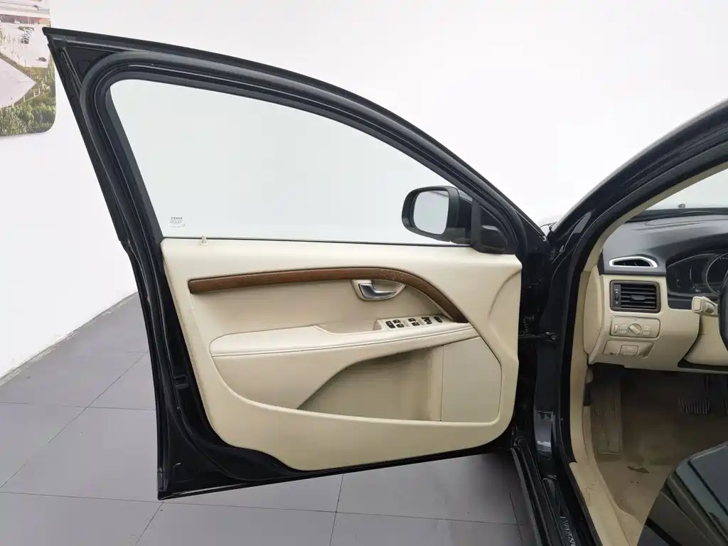 Volvo S80L 2015 — фото 8
