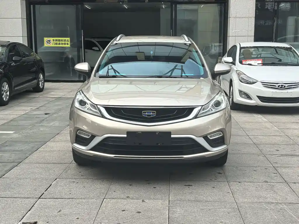 Geely Emgrand GS 2018 — фото 2