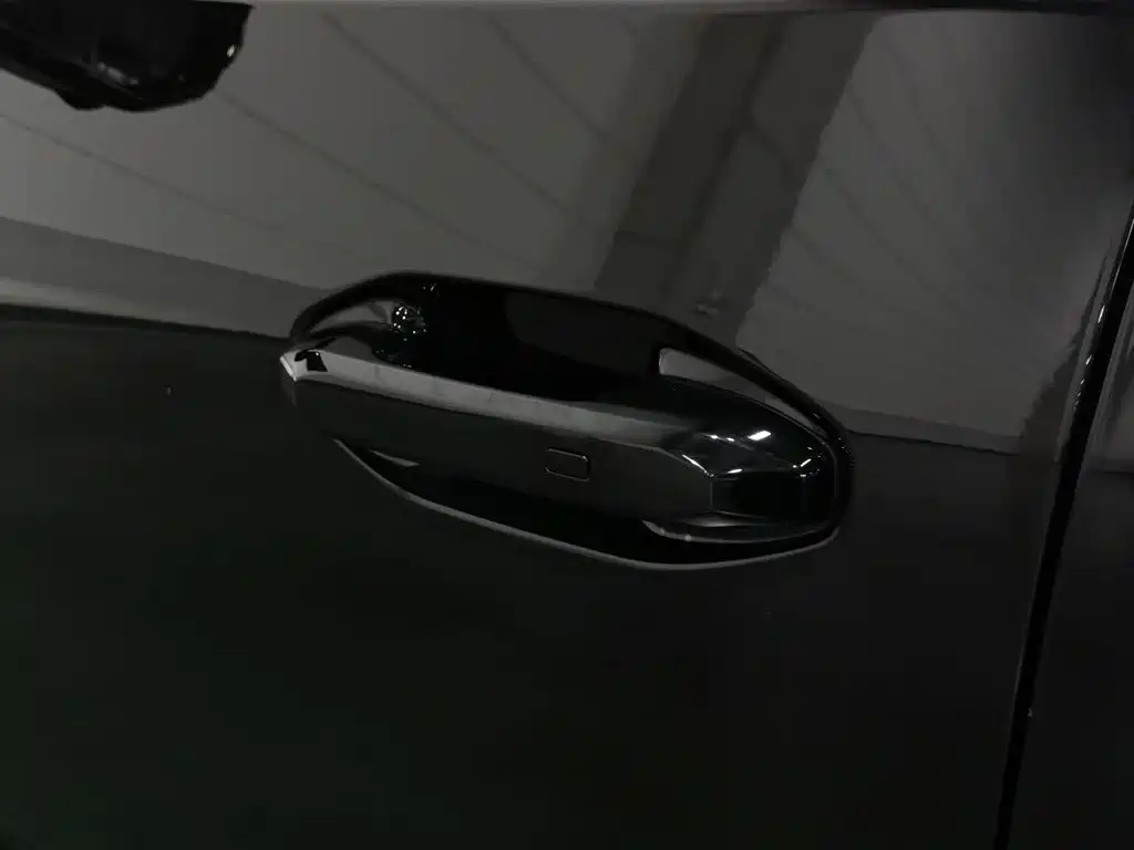 Jetour Traveller C-DM 2025 — фото 18