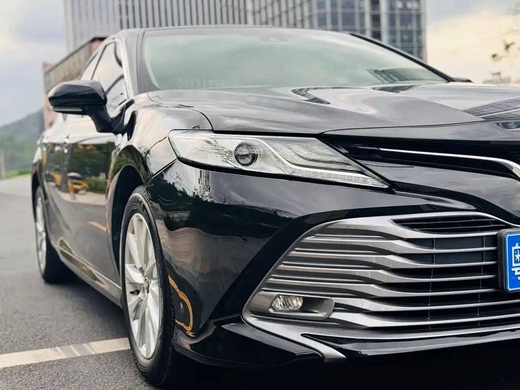 Toyota Camry 2020 — фото 13