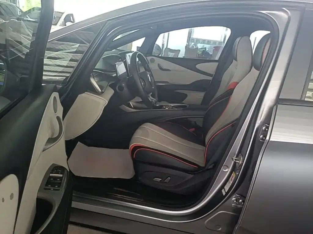 BYD Dolphin 2022 — фото 16