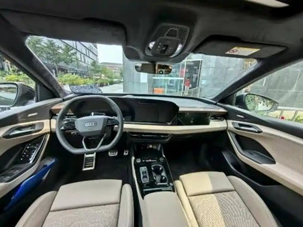 Audi Q6L E-Tron 2025 — фото 2