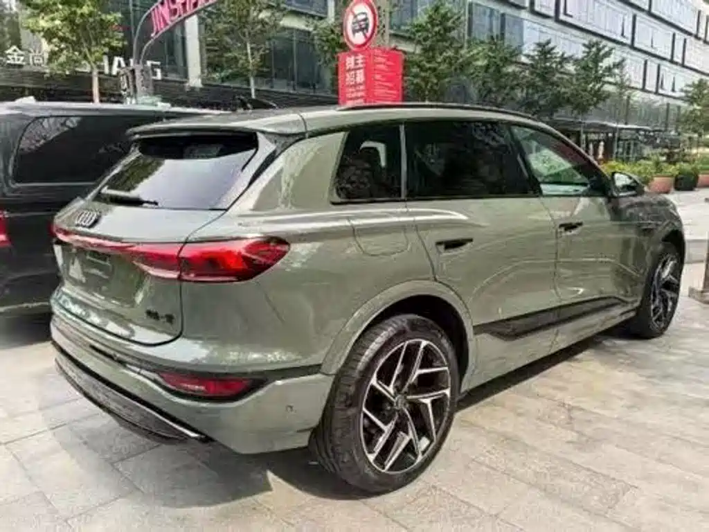 Audi Q6L E-Tron 2025 — фото 5