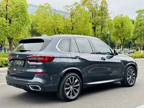 BMW X5 2022