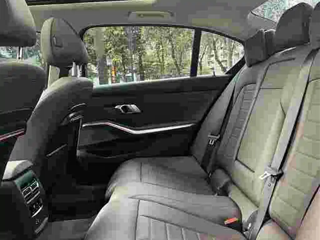 BMW 3 Series 2020 — фото 8