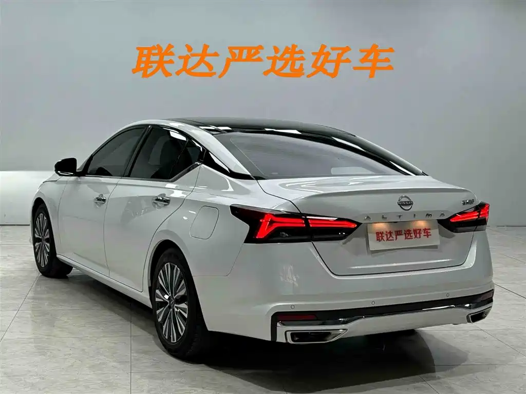 Nissan Teana 2022 — фото 23