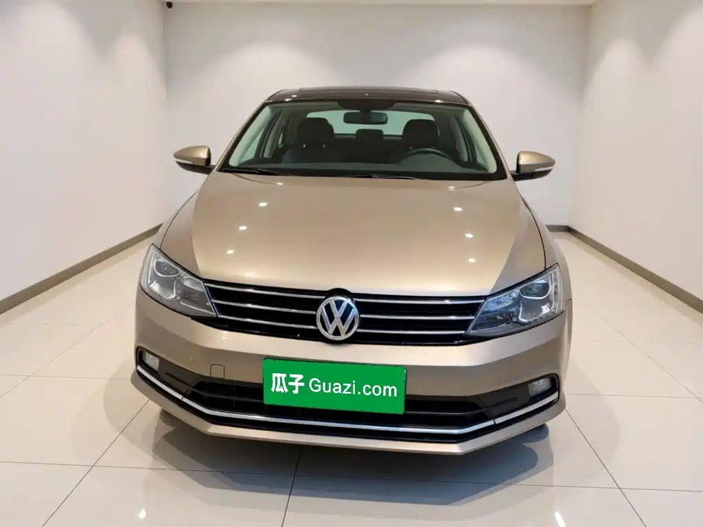 Volkswagen Sagitar 2017