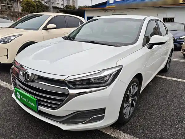 BAIC U7 2019