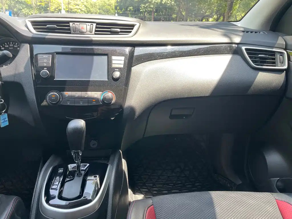 Nissan Qashqai 2018 — фото 17