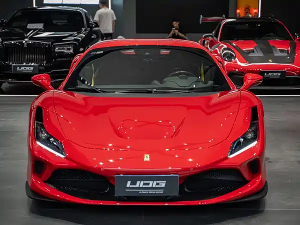 Ferrari F8 2022