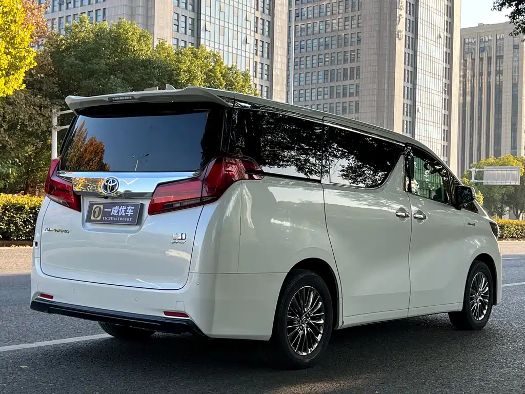 Toyota Alphard 2021 — фото 5