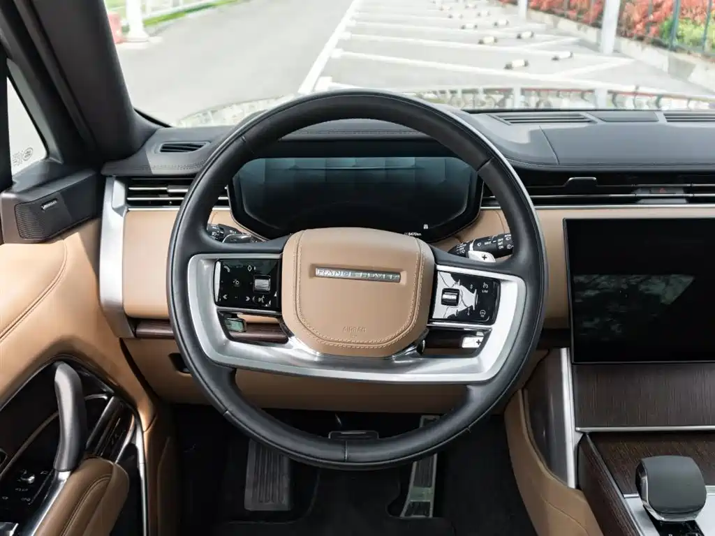 Land Rover Range Rover 2024 — фото 13