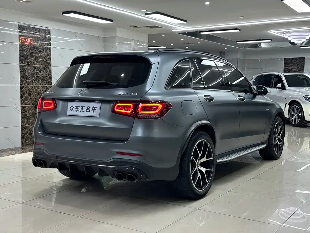 Mercedes-Benz GLC AMG 2022 — фото 6