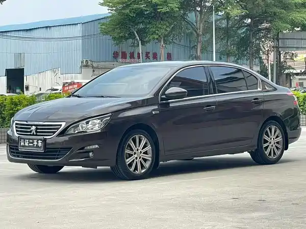 Peugeot 408 2015