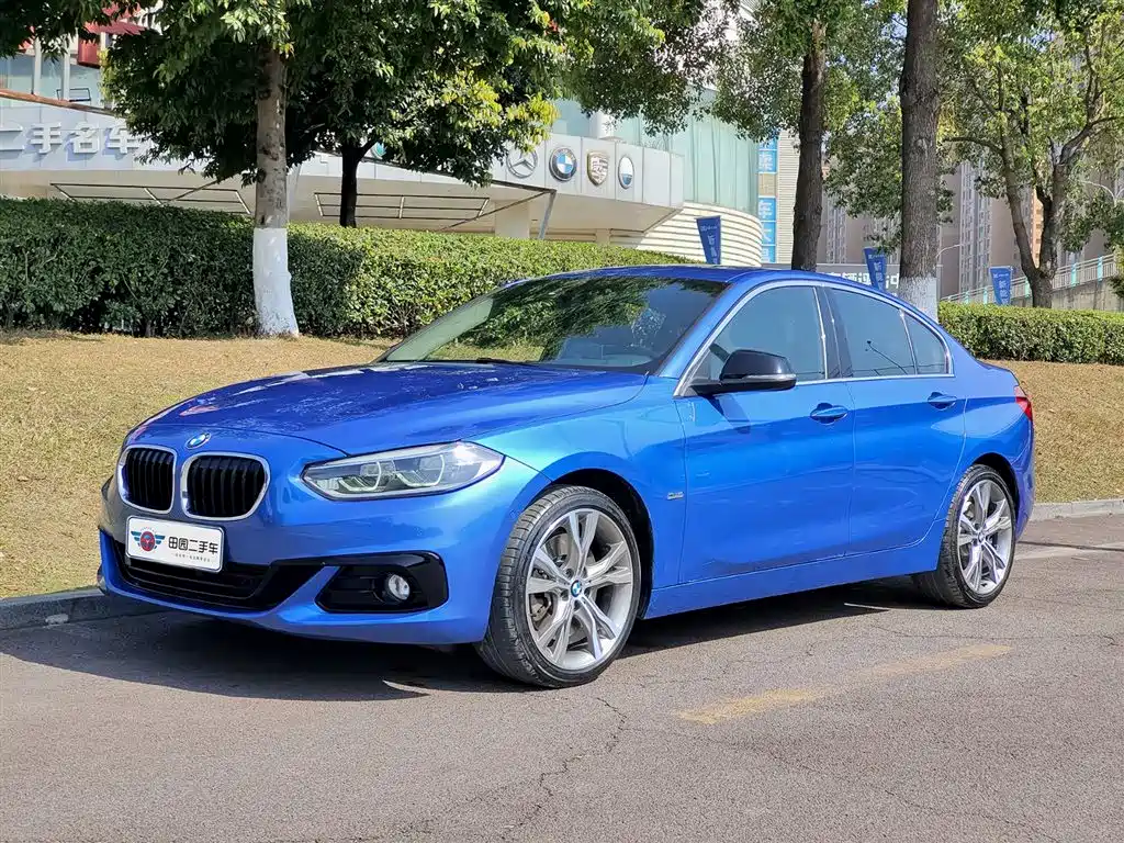BMW 1 Series 2017 — фото 1