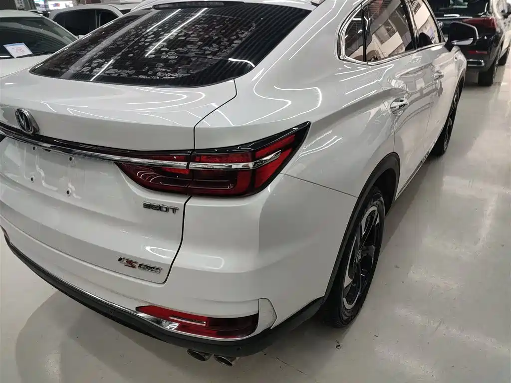 Changan CS85 COUPE 2019 — фото 24