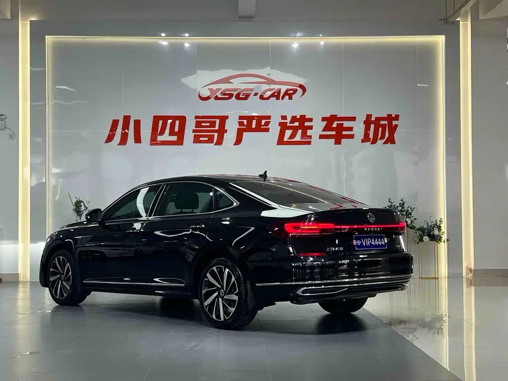Volkswagen Passat 2022