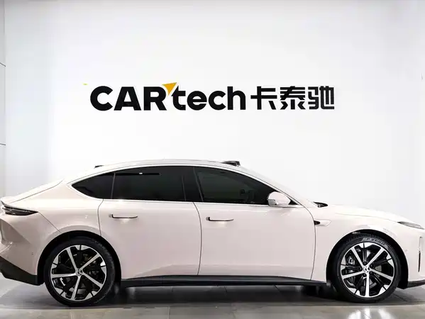NIO ET5 2023