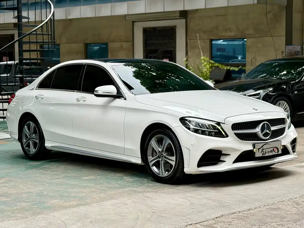 Mercedes-Benz C-Class 2019