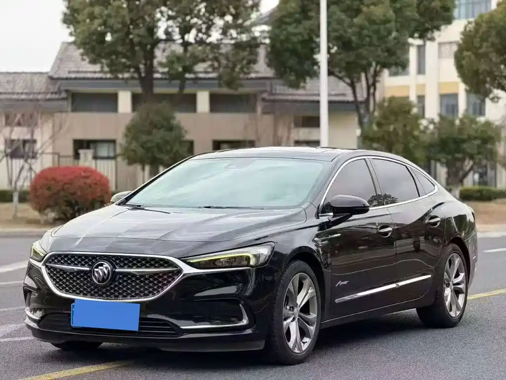 Buick LaCrosse 2021 — фото 1