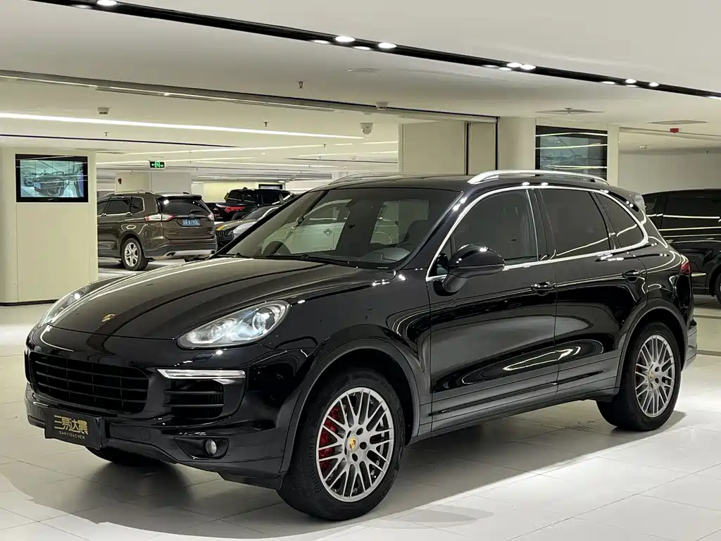 Porsche Cayenne 2017 — фото 6