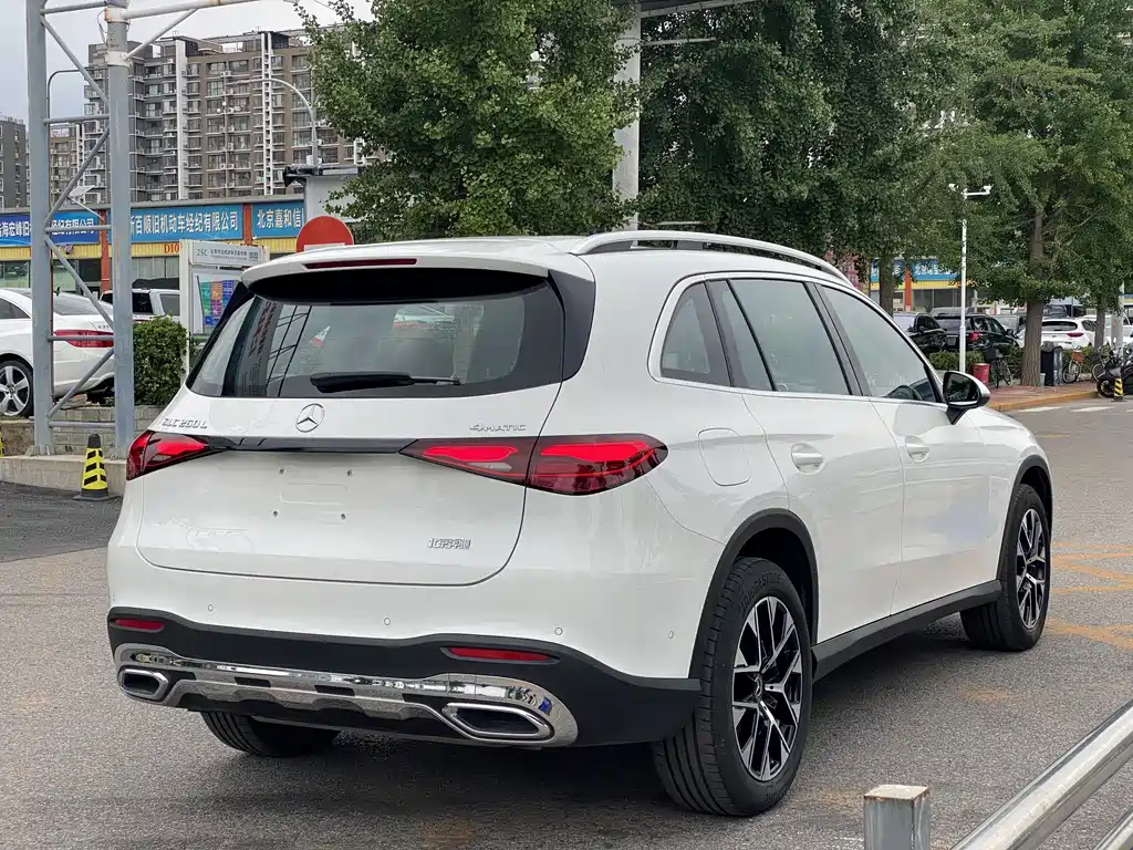Mercedes-Benz GLC 2023 — фото 12
