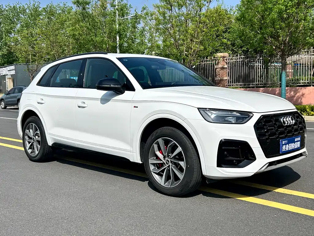 Audi Q5L 2024 — фото 3