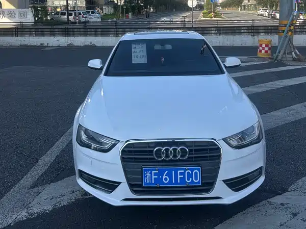 Audi A4L 2013