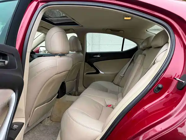 Lexus IS 2007