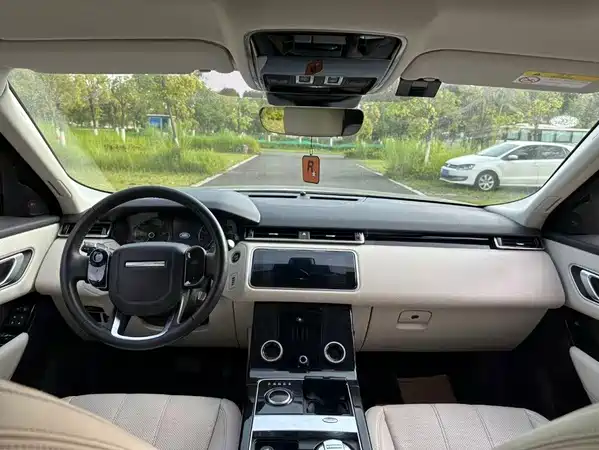 Land Rover Range Rover Velar 2018