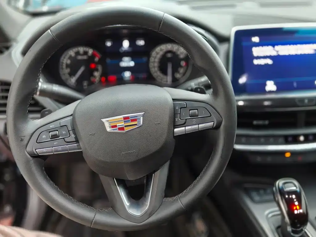 Cadillac CT5 2023 — фото 10