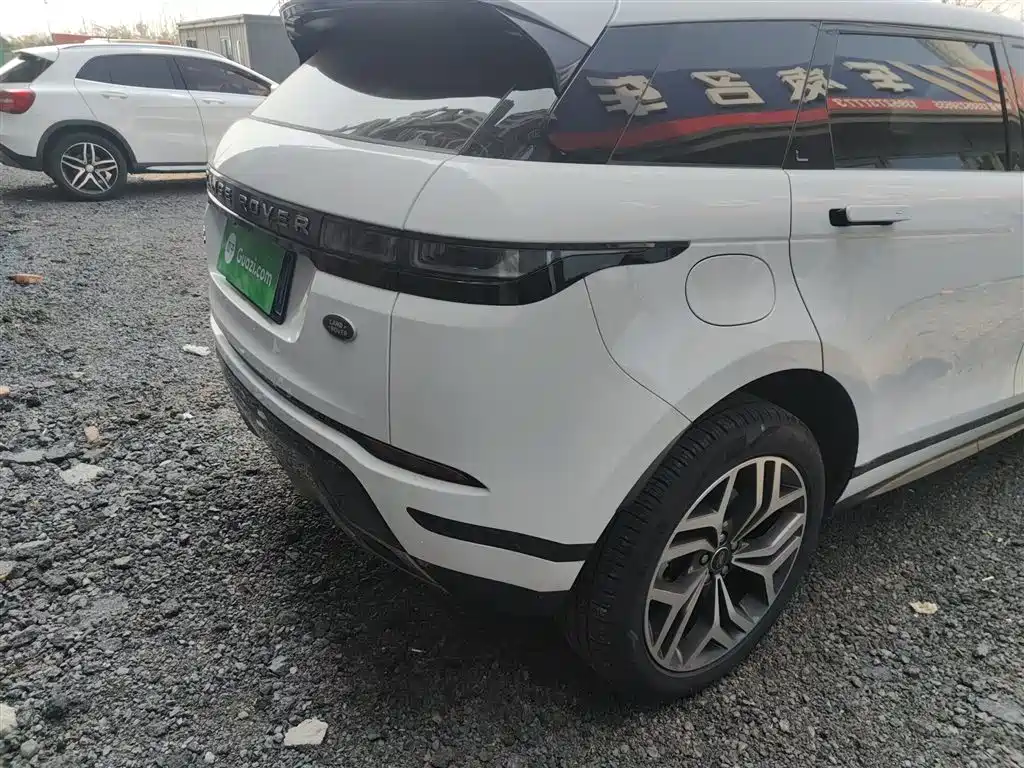 Land Rover Evoque 2024 — фото 24