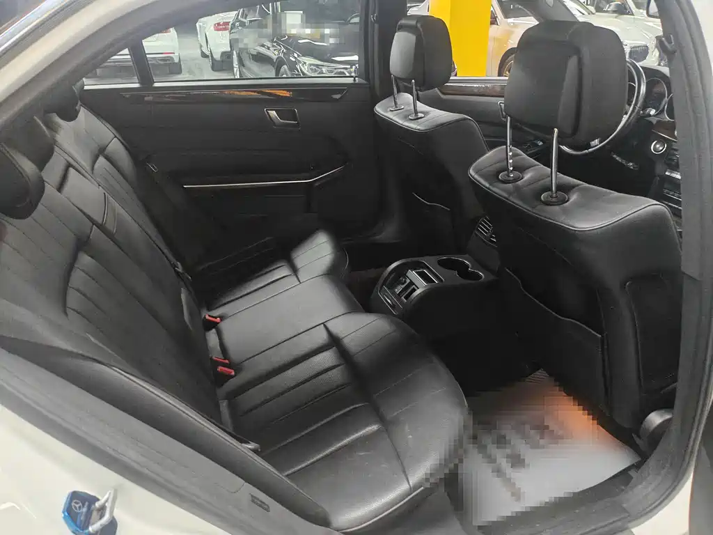 Mercedes-Benz E-Class 2015