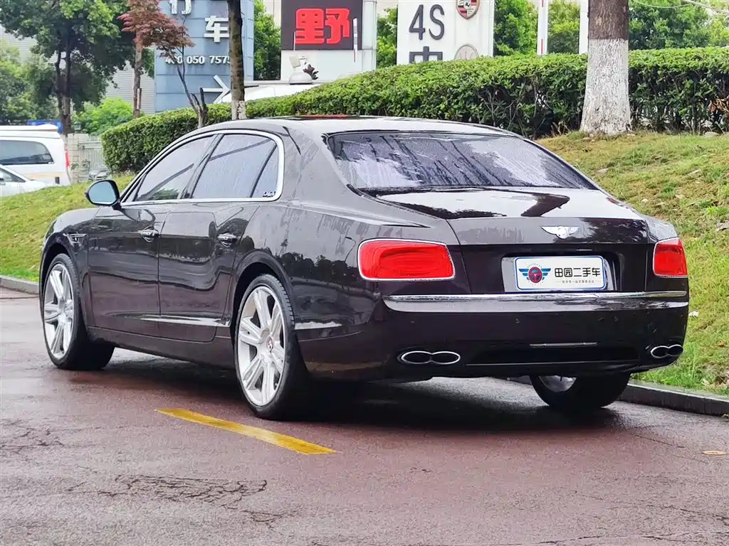 Bentley Flying Spur 2014 — фото 4