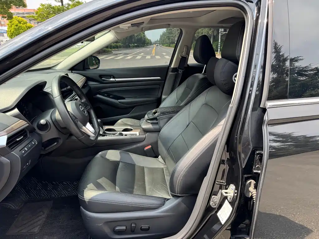 Nissan Teana 2022
