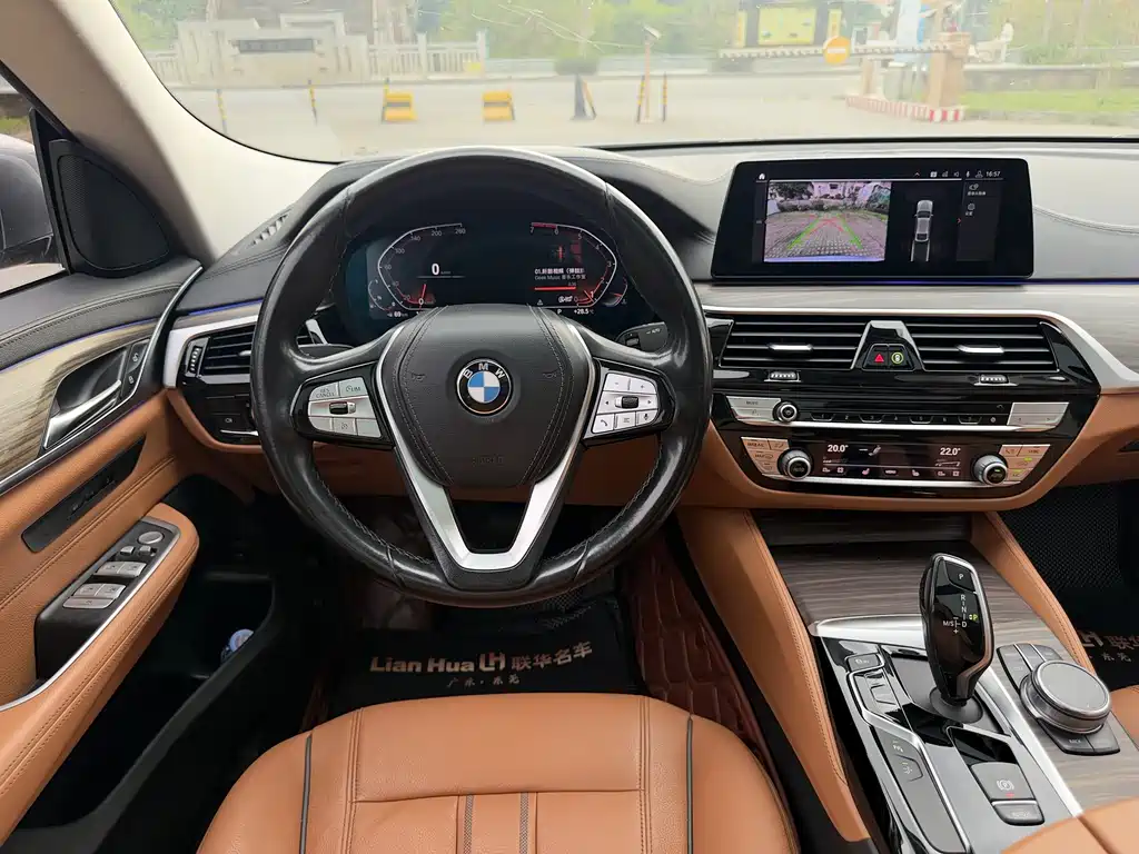 BMW 6 Series GT 2020 — фото 13